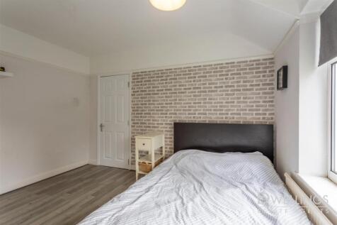DWELEST - 36 Tower Road, Burton On Trent, DE15 0NL
