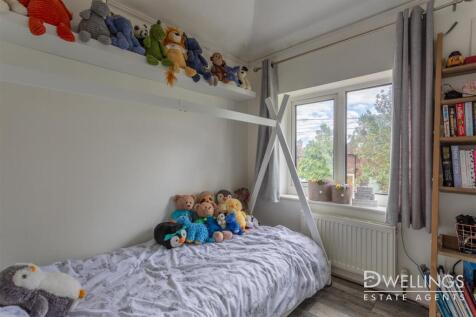 DWELEST - 36 Tower Road, Burton On Trent, DE15 0NL