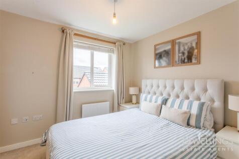 DWELEST - 19 Bishop Place, DE13 9EX-0018.jpg