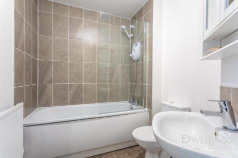 DWELEST - 19 Bishop Place, DE13 9EX-0016.jpg