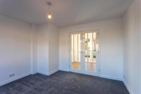 DWELEST - 15 Short Street, Staphenhill, DE15 9LS-0