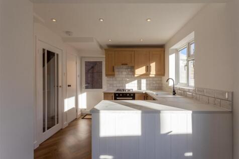 DWELEST - 15 Short Street, Staphenhill, DE15 9LS-0