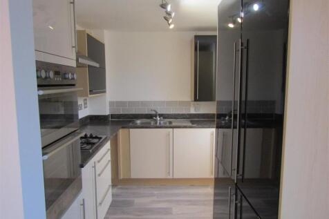 2 g kitchen.JPG