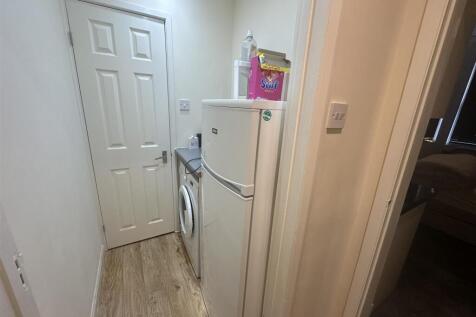 Polsloe Road Utility.jpg