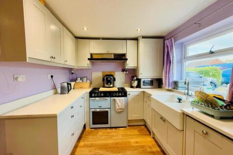 WhatsApp Image 2025-01-14 at 16.09.05.jpeg