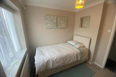 WhatsApp Image 2025-11-19 at 17.51.34 (16).jpeg