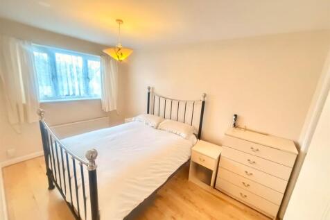 WhatsApp Image 2025-11-11 at 15.52.11_66b1b309.jpg