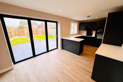 WhatsApp Image 2025-10-15.jpeg