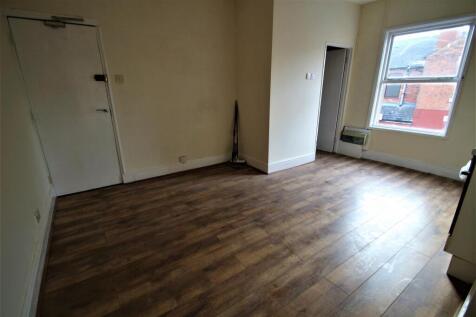 Murray Road 66 Flat 3 - Lounge.JPG