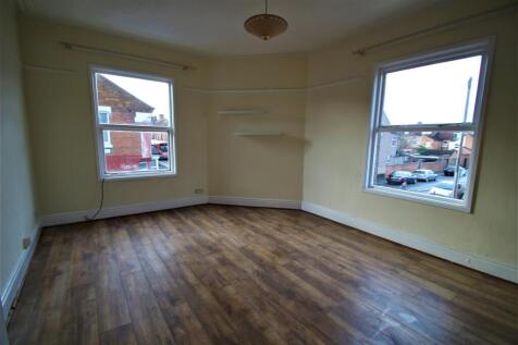 Murray Road 66 Flat 3 - Bedroom.JPG