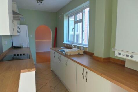 Lower Hillmorton Road 53 - Kitchen 1.JPG