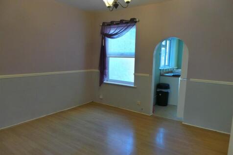 Lower Hillmorton Road 53 - Lounge.JPG