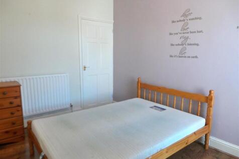 Lower Hillmorton Road 53 - Bedroom 2.JPG