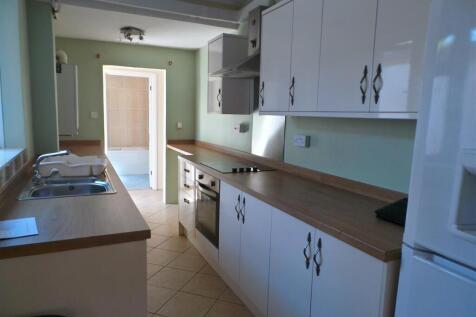 Lower Hillmorton Road 53 - Kitchen2.JPG