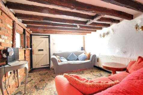 Living Room.jpg