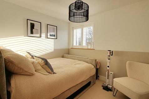 Bedroom 2.jpg