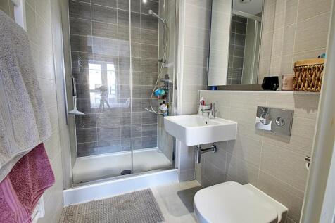 Ensuite.jpg