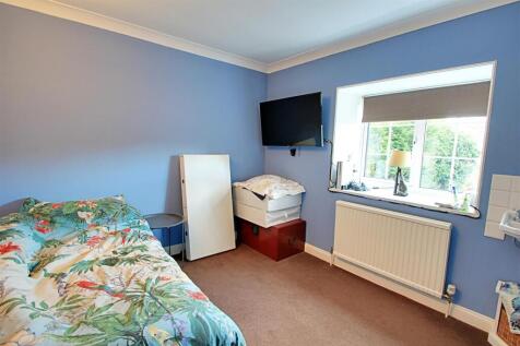Bedroom 3.jpg