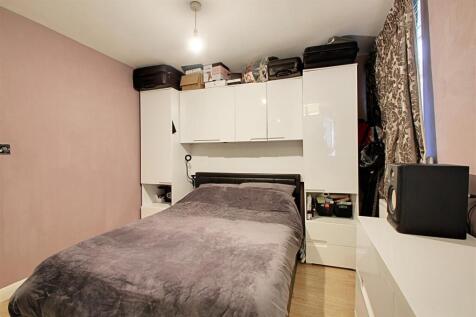 Bedroom 2.jpg