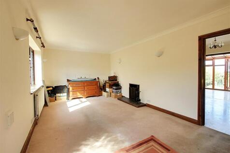 Living Room.jpg