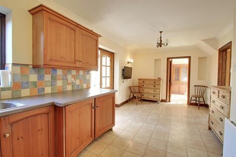 Kitchen Diner 1.jpg