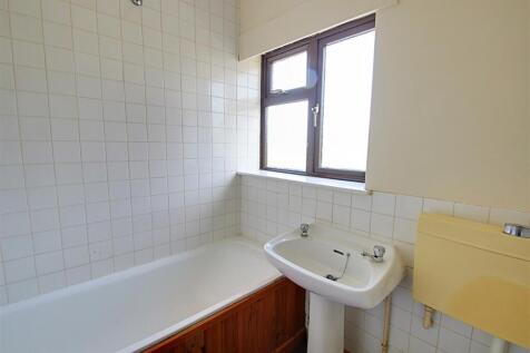 Bathroom.jpg