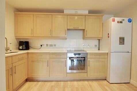 Kitchen (1).jpg