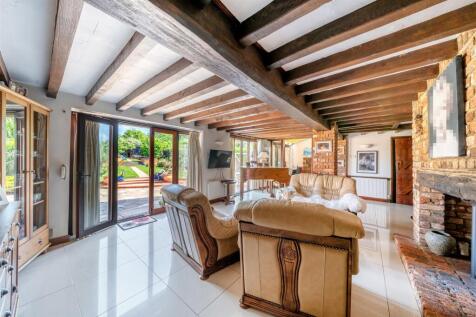 Reception Room.jpg