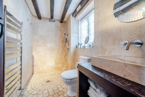 Shower Room.jpg