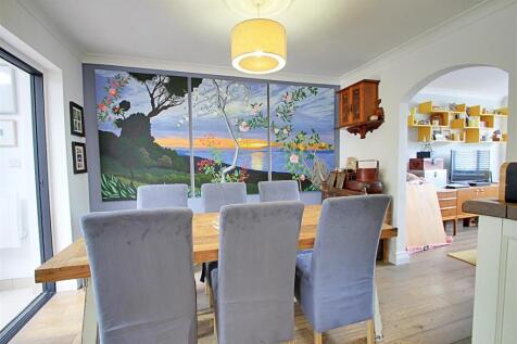 Dining Room 1.jpg