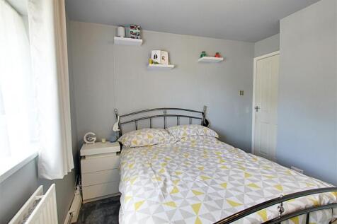 Bedroom (1).jpg