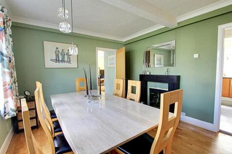 Dining Room.jpg