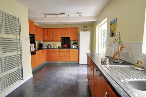 Kitchen.jpg