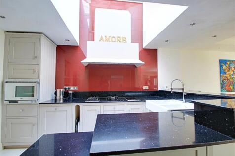 Kitchen.jpg