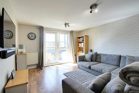 Living Room.jpg