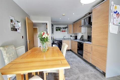 Kitchen Diner 2.jpg