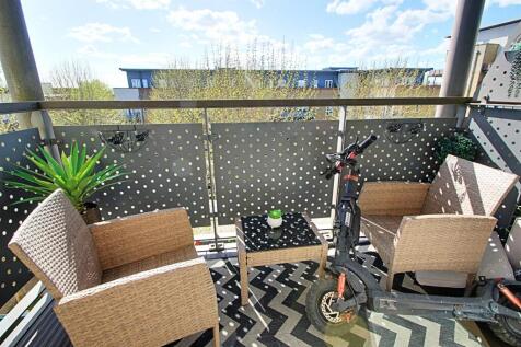 Living Room balcony.jpg