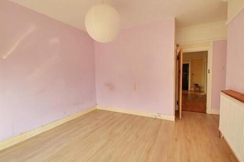 Main Bedroom 1.JPG