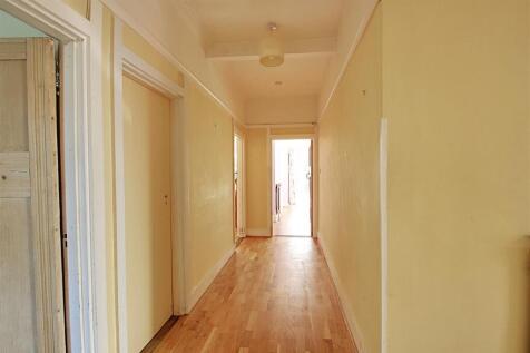 Hallway.jpg