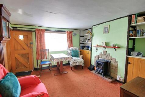 Living Room.jpg
