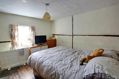 Bedroom 2.jpg