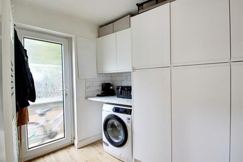 Utility Room.jpg