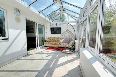 Conservatory 1.jpg
