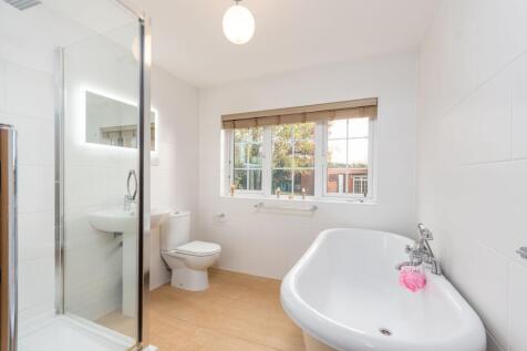 Family bathroom