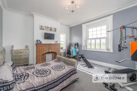 Principle Bedroom
