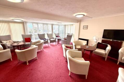 Communal Lounge