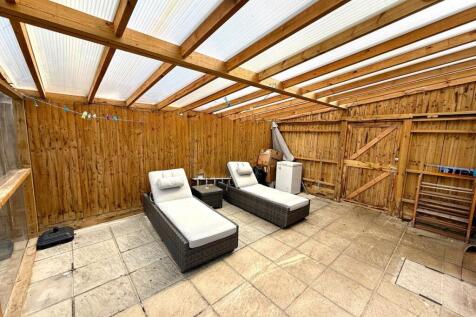Large Covered Area