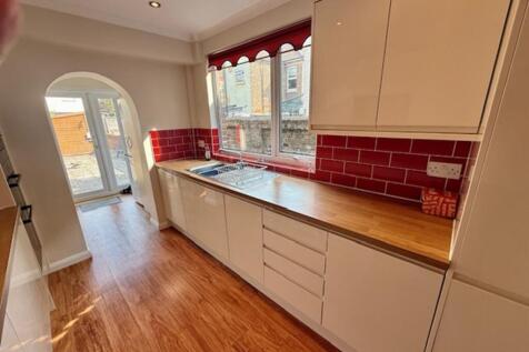 Kitchen/Breakfast Ro