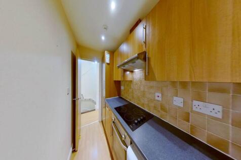 F5-5-Crwys-Road-0721