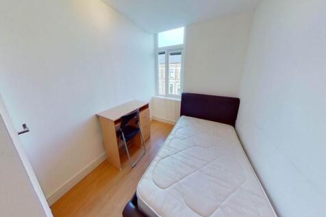 F4-5-Crwys-Road-1027